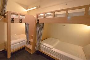 Fun Inn Taipei Hostel