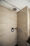 Quentin Leidse Square Hotel