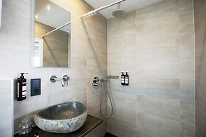 Quentin Leidse Square Hotel