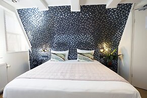 Quentin Leidse Square Hotel