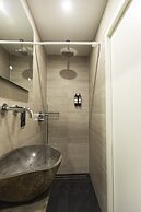 Quentin Leidse Square Hotel