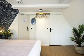 Quentin Leidse Square Hotel