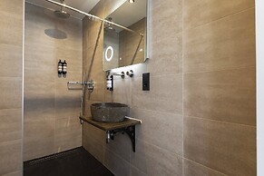 Quentin Leidse Square Hotel