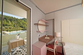 Bike Hotel La Perla
