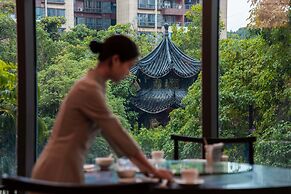 DoubleTree by Hilton Guangzhou Science City-Free Shuttle Bus Service D