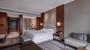 DoubleTree by Hilton Guangzhou Science City-Free Shuttle Bus Service D