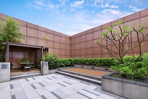 DoubleTree by Hilton Guangzhou Science City-Free Shuttle Bus Service D