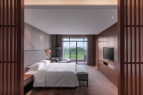 DoubleTree by Hilton Guangzhou Science City-Free Shuttle Bus Service D