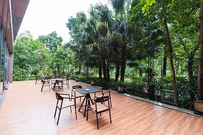 DoubleTree by Hilton Guangzhou Science City-Free Shuttle Bus Service D