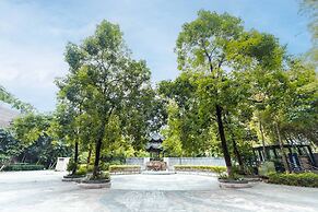 DoubleTree by Hilton Guangzhou Science City-Free Shuttle Bus Service D