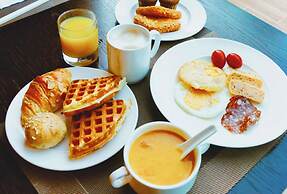 DoubleTree by Hilton Guangzhou Science City-Free Shuttle Bus Service D