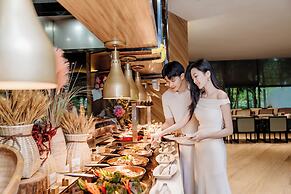 DoubleTree by Hilton Guangzhou Science City-Free Shuttle Bus Service D