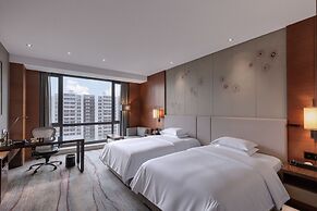 DoubleTree by Hilton Guangzhou Science City-Free Shuttle Bus Service D
