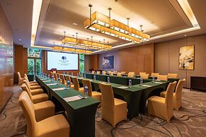 DoubleTree by Hilton Guangzhou Science City-Free Shuttle Bus Service D