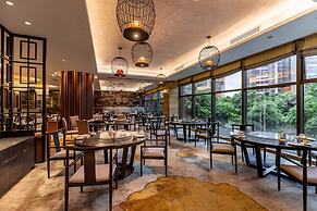 DoubleTree by Hilton Guangzhou Science City-Free Shuttle Bus Service D