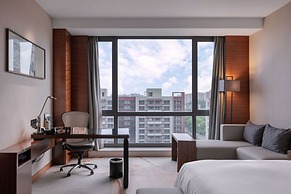 DoubleTree by Hilton Guangzhou Science City-Free Shuttle Bus Service D