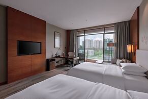 DoubleTree by Hilton Guangzhou Science City-Free Shuttle Bus Service D