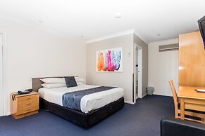 West End Motor Lodge
