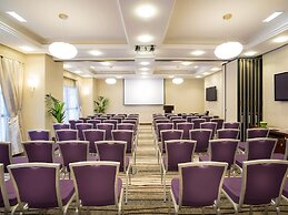Majlis Grand Mercure Residence Abu Dhabi