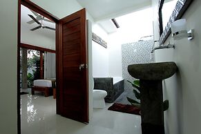 Maha Residence Guest House