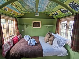 Stonehenge Inn