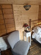 Stonehenge Inn