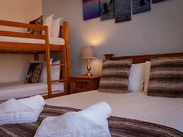 Stonehenge Inn