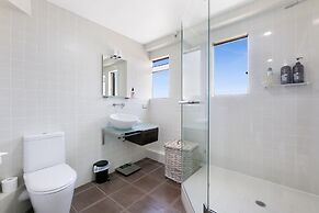 Burleigh Esplanade Apartments