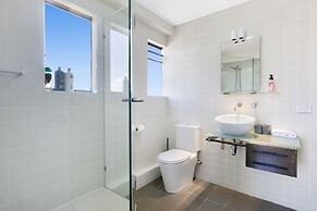 Burleigh Esplanade Apartments