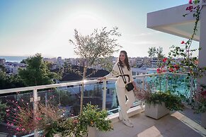 Scale Suites
