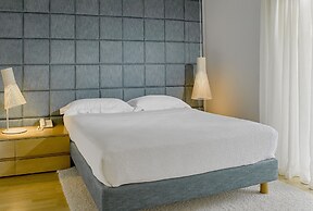 Scale Suites