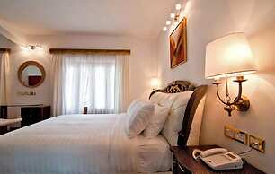 White Pearl Suites