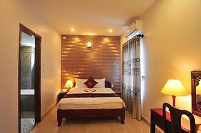 Ruby Hotel