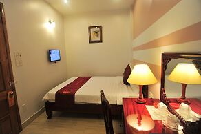 Ruby Hotel