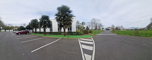 Agape Hotel