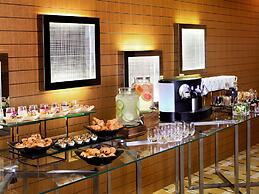 Adagio Premium Dubai Al Barsha