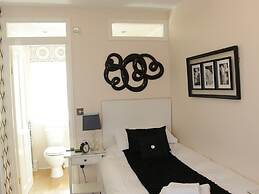 Leicester Hotel