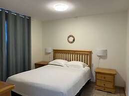 Empire Motel