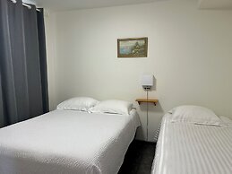 Empire Motel