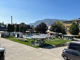 Empire Motel