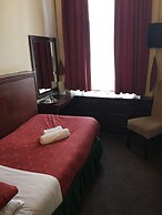 Smiths Hotel