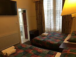Smiths Hotel