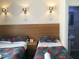 Smiths Hotel