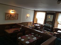 Smiths Hotel