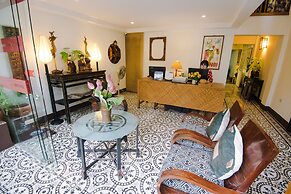 Maison d'Orient Hotel