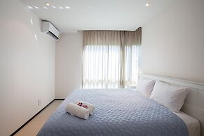 The Title Condo by TropicLook