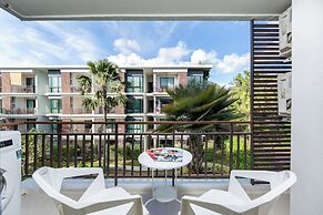 The Title Condo by TropicLook