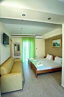 Studios Pieria