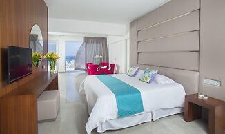 King Evelthon Beach Hotel & Resort