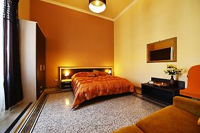 174 Via Roma